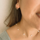 Collar Perlas Flotantes