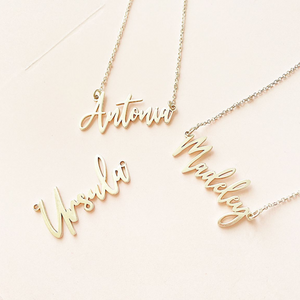 Collar Personalizado Nombre Siluetado