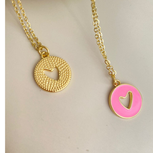 Collar Corazón Calado